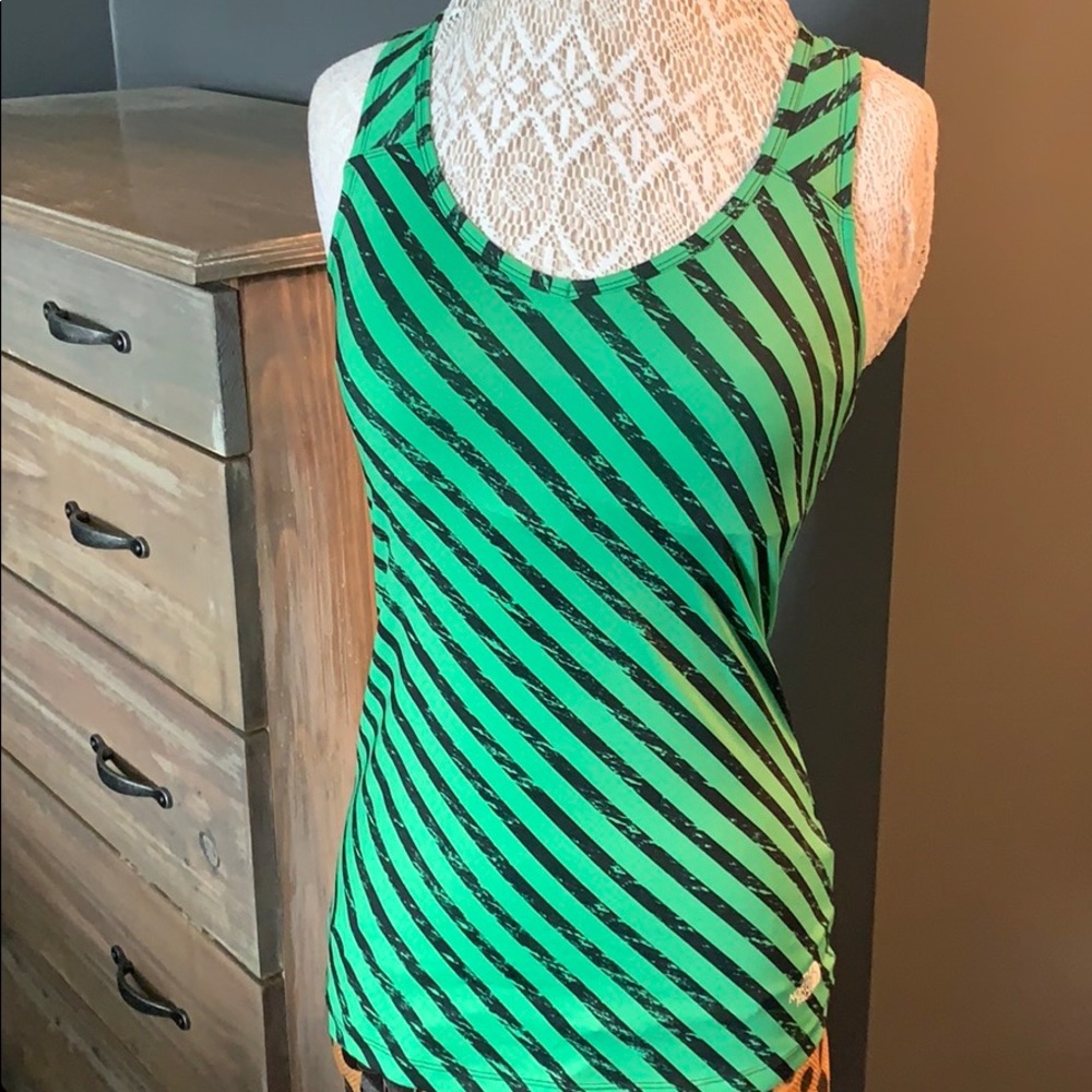 Women’s Tank - Workout Top - North Face M